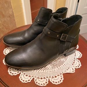 Clark’s Women’s Ankle Boot, Black size 11M